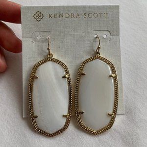 NWOT Kendra Scott Danielle Statement Earrings
